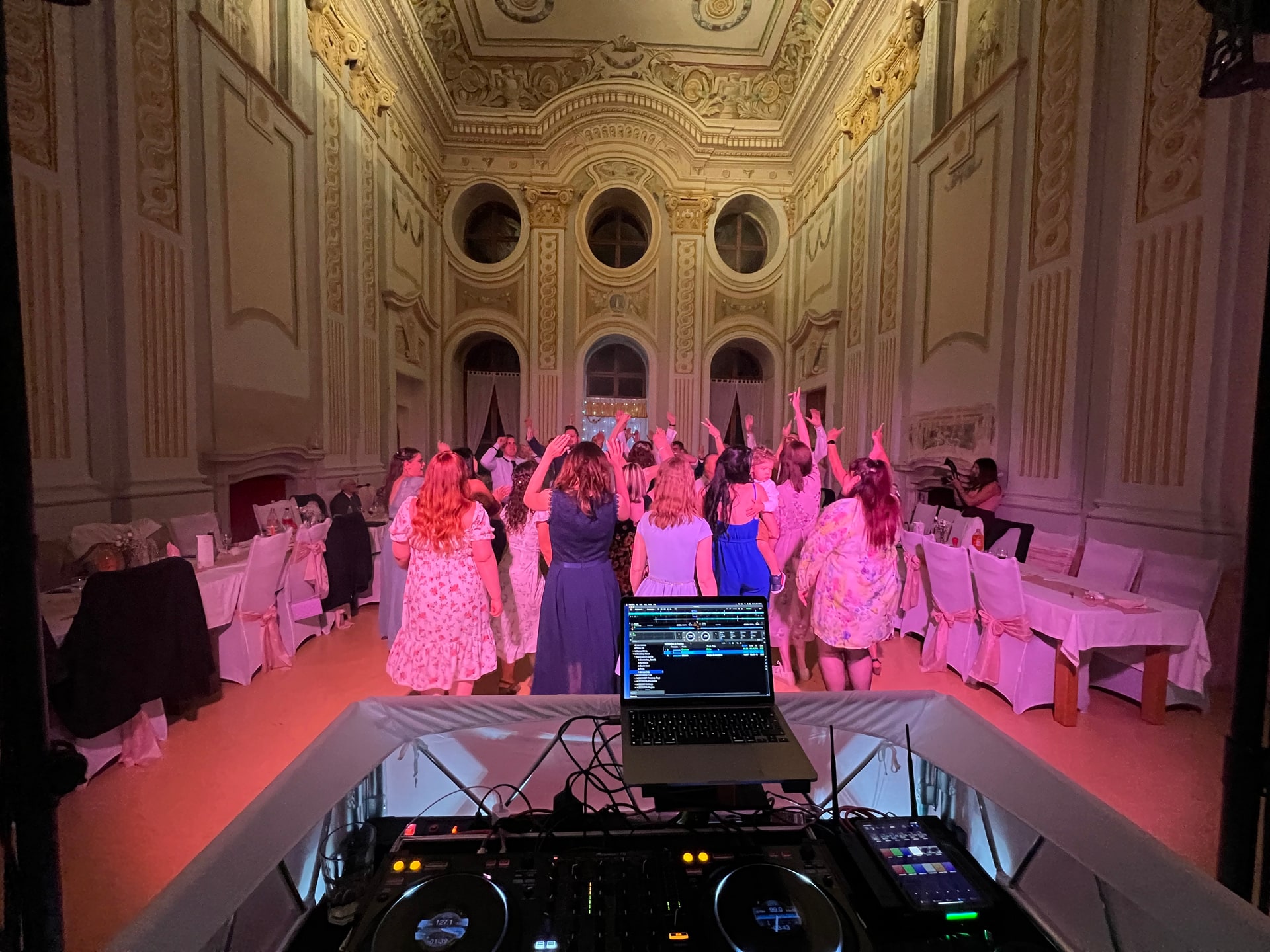 Brecsska Attila - DJ – 63. kép – Brecska Attila DJ